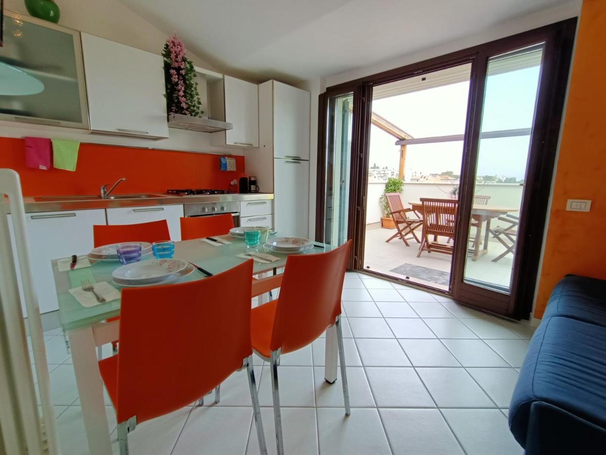 Ferienwohnung Nel Blu Dipinto Di Blu Porto Recanati Exterior foto